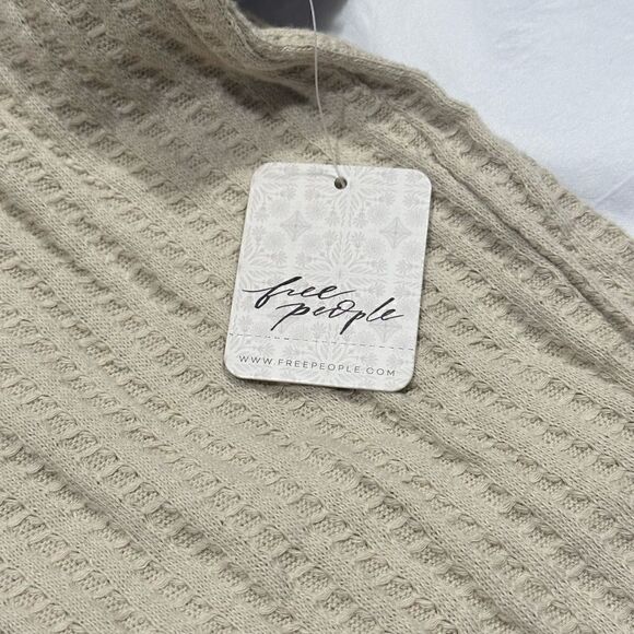 Free People Stone Cold Juicy Long Sleeve Waffle Cowl Neck Size  Medium - Picture 5 of 7